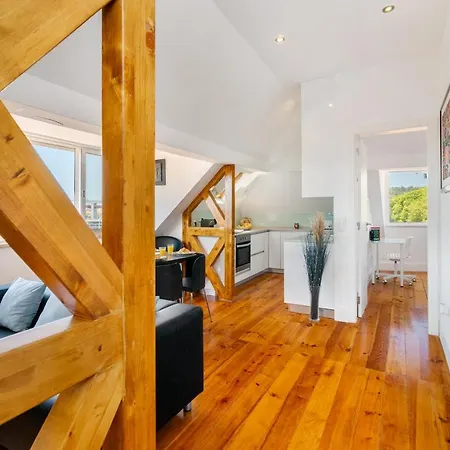 Whome | Premium River View Apartamento *