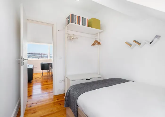 Whome | Premium River View Lisboa