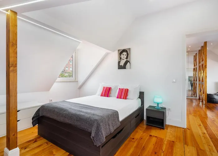 Whome | Premium River View Lisboa