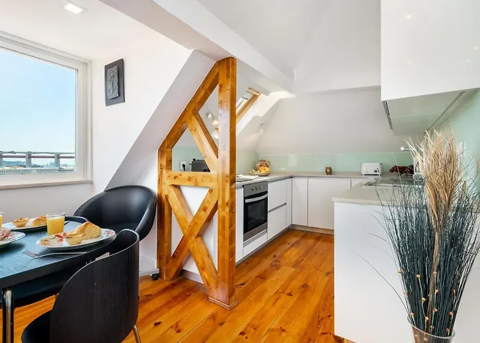 Whome | Premium River View * Lisboa