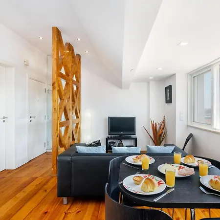 Whome | Premium River View